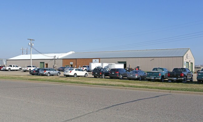 Plus de détails pour 6737 NE Labeaux Ave NE, Albertville, MN - Industriel à louer
