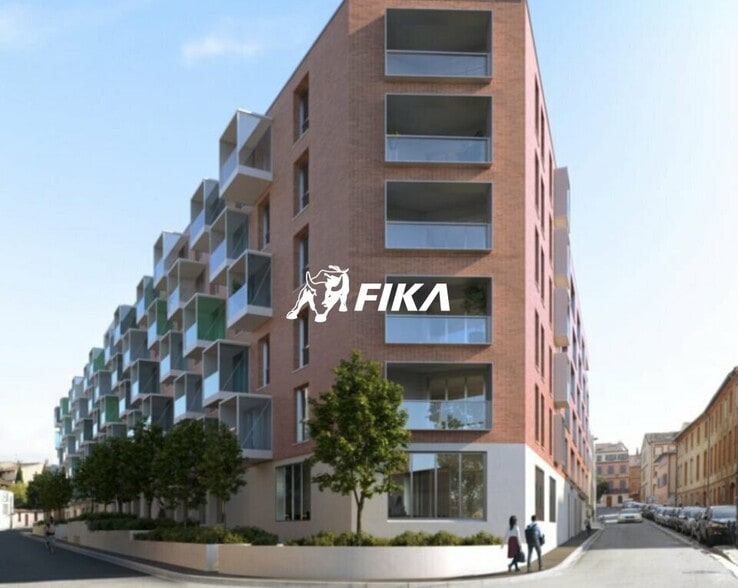 Retail in Toulouse for sale - Building Photo - Image 1 of 2