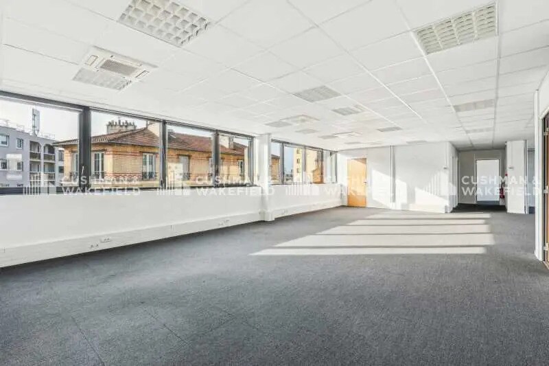 Bureau dans Boulogne-Billancourt à louer - Photo du bâtiment - Image 3 de 19