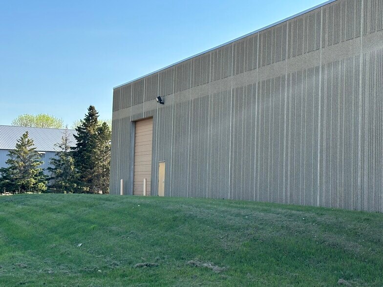 9600 Fallon Ave NE, Monticello, MN à vendre - Photo du bâtiment - Image 3 de 5