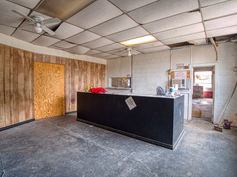 3901 NE 23rd St, Oklahoma City, OK à vendre - Photo intérieure - Image 3 de 8