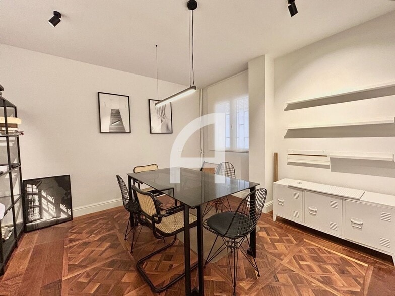 Office in Madrid, Madrid for lease - Interior Photo - Image 2 of 9
