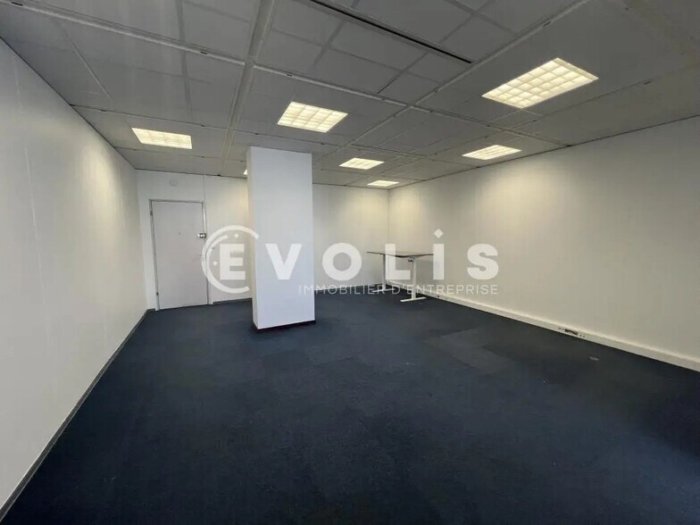 2 Rue Louis Pergaud, Maisons-Alfort for lease - Interior Photo - Image 3 of 6