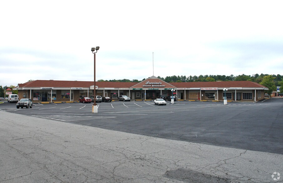 1255 Grimes Bridge Rd, Roswell, GA à louer - Photo du bâtiment - Image 1 de 4