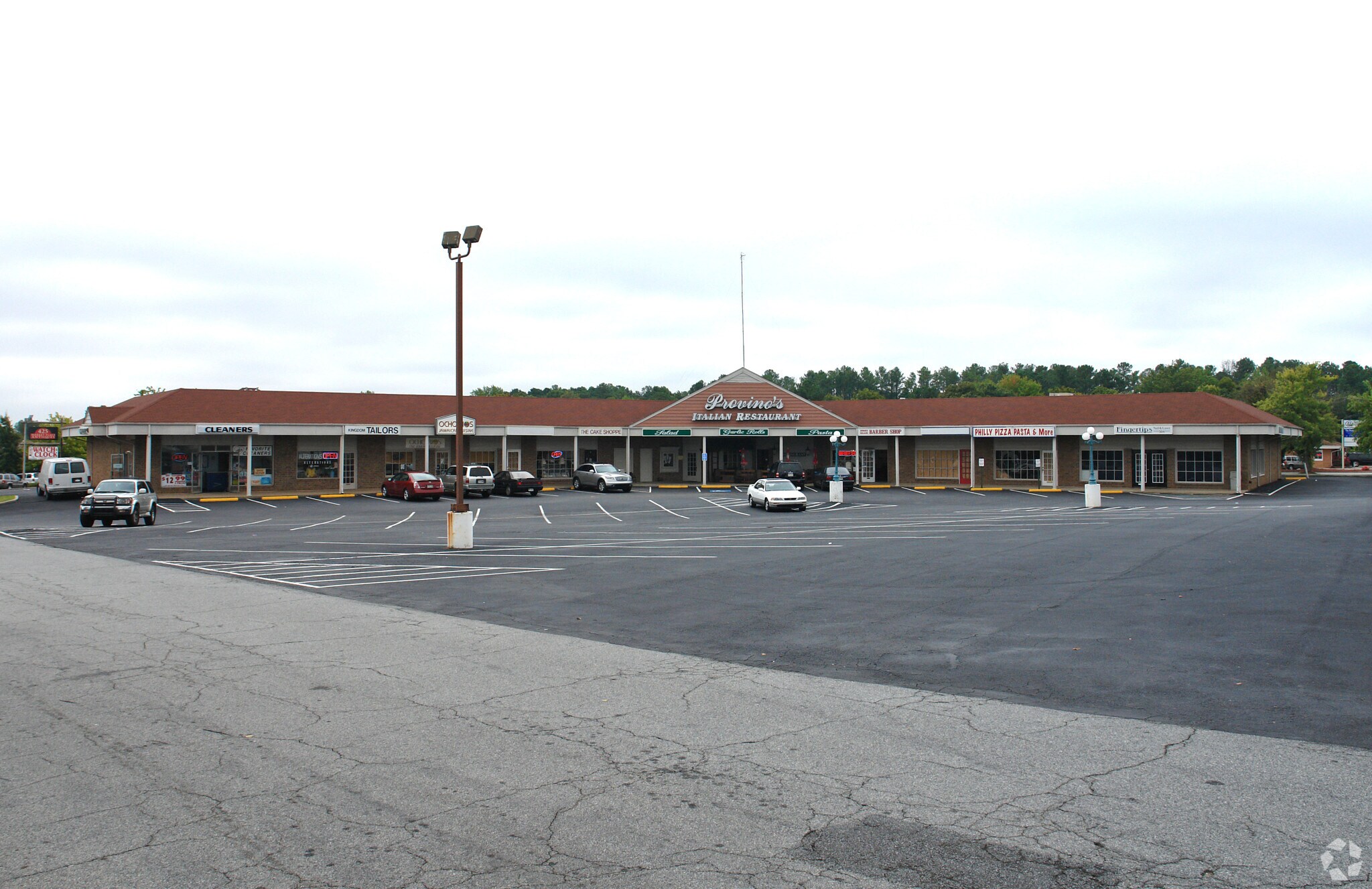 1255 Grimes Bridge Rd, Roswell, GA à louer Photo du bâtiment- Image 1 de 5