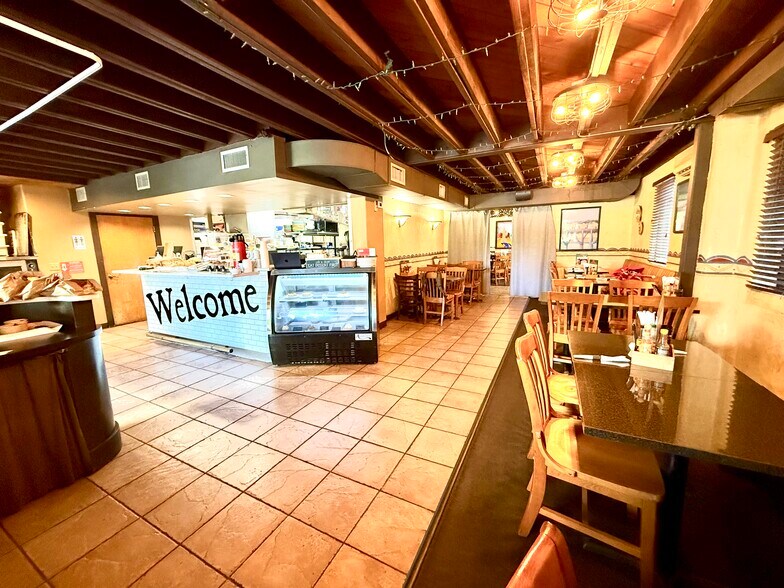 1537 Margaret St, Jacksonville, FL à vendre - Photo du bâtiment - Image 2 de 10