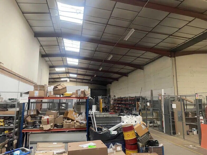 Flex in Toulouse for lease - Interior Photo - Image 2 of 11