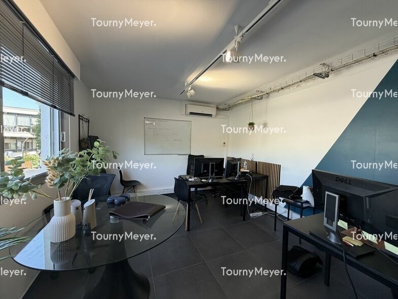 1 Place Pierre Mendès France, Castelnau-le-Lez for lease - Interior Photo - Image 1 of 8