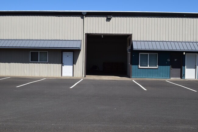 Plus de détails pour 4216 W 7th Ave, Eugene, OR - Local d'activités à louer