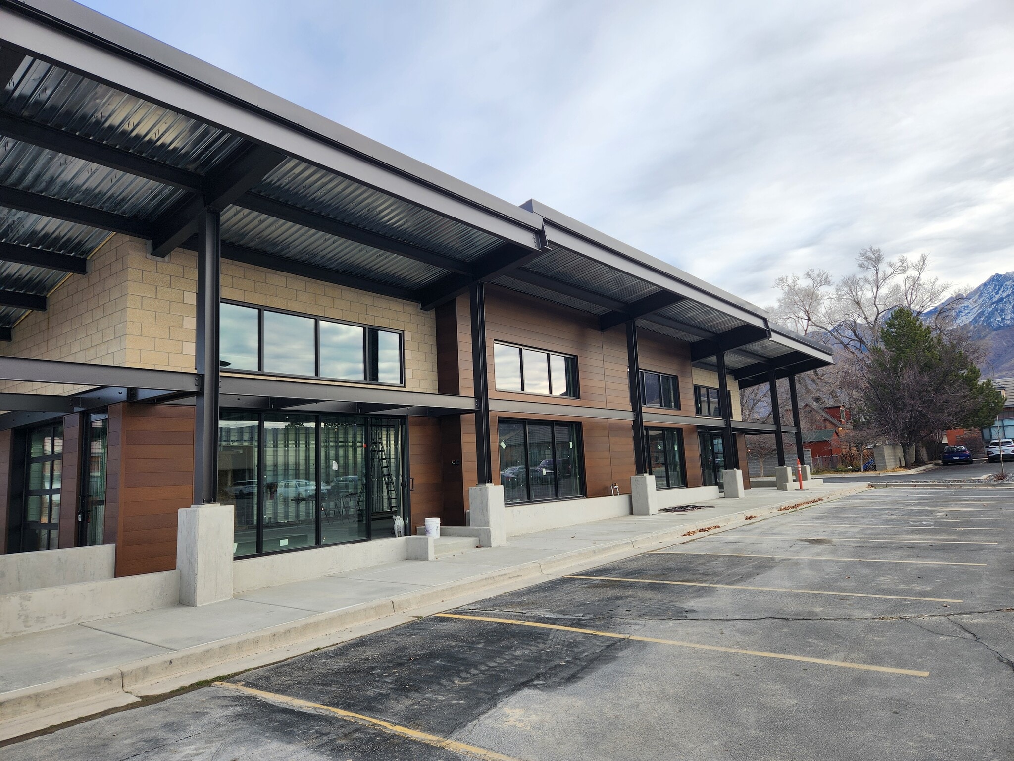 757 E 12300 S, Draper, UT for lease Primary Photo- Image 1 of 2