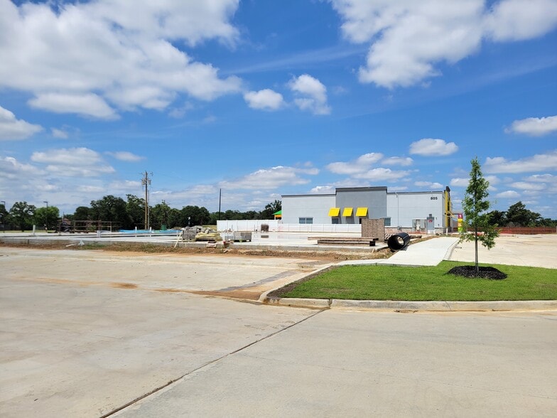 801 Potomac Pkwy, Arlington, TX for lease - Building Photo - Image 3 of 11