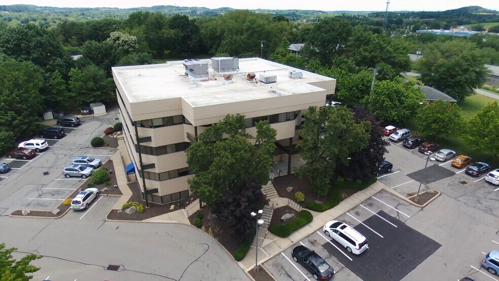 20397 Route 19 N, Cranberry Township, PA à louer - Photo du bâtiment - Image 3 de 4