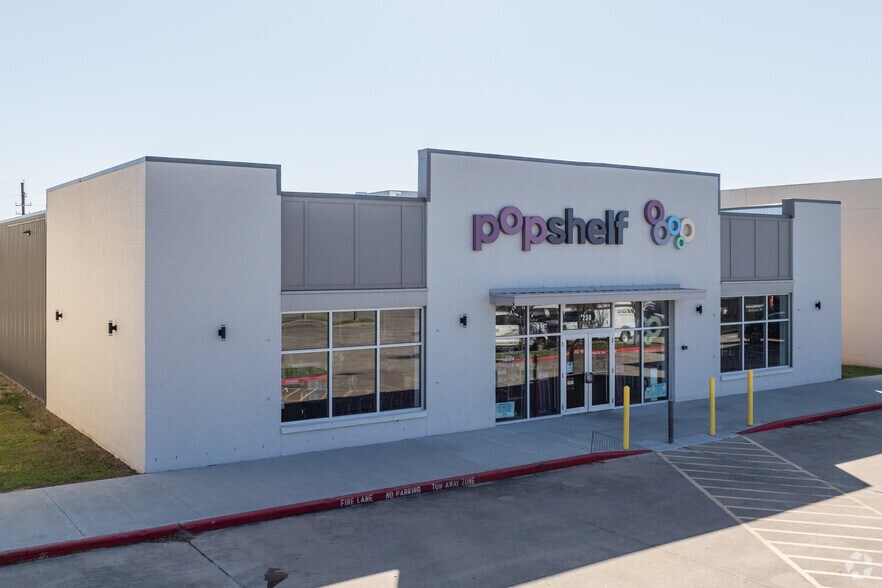 230 N Bypass 35, Alvin, TX à vendre - Photo du bâtiment - Image 2 de 6