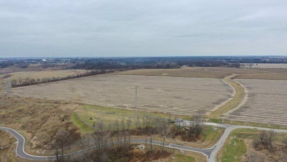 2877 E 5th Rd, La Salle, IL à vendre - Photo du bâtiment - Image 2 de 4