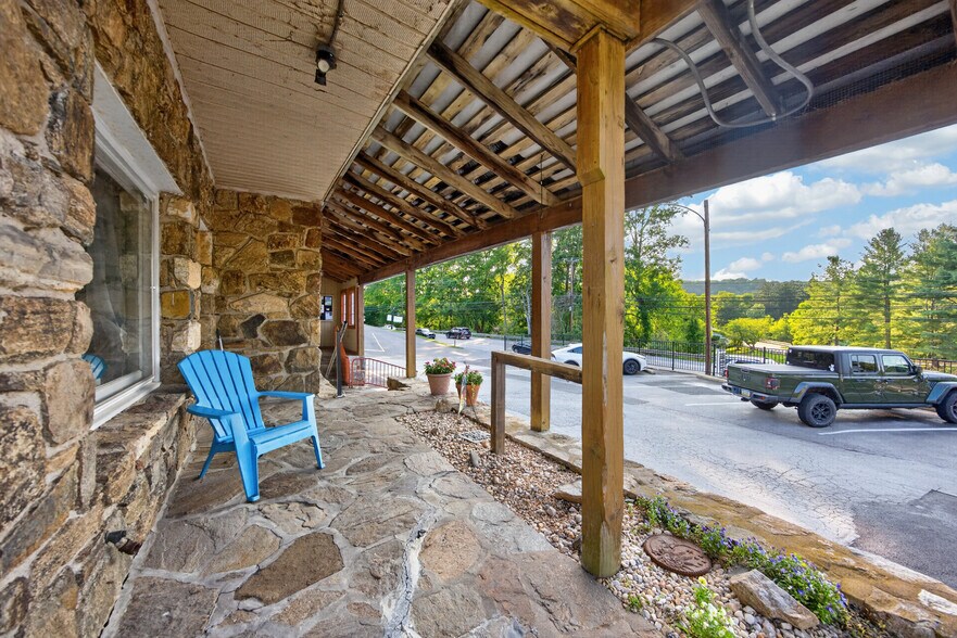1214 Kimberton Rd, Chester Springs, PA à vendre - Photo du bâtiment - Image 3 de 10