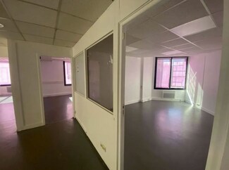 Plus de détails pour Bureau à vendre