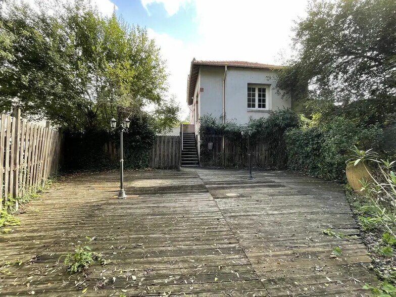 Commerce de détail dans Orvault à louer - Photo du bâtiment - Image 3 de 7