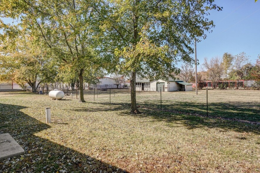 11159 Lawrence 1163, Mount Vernon, MO à vendre - Photo du bâtiment - Image 3 de 19