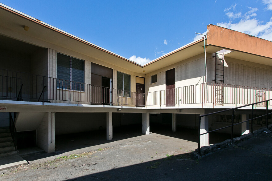 1021 N King St, Honolulu, HI à vendre - Photo du bâtiment - Image 3 de 8