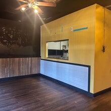 123-195 E Bloomingdale Ave, Brandon, FL for lease Interior Photo- Image 2 of 5