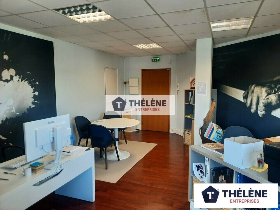 Office in Montpellier for sale Interior Photo- Image 1 of 7