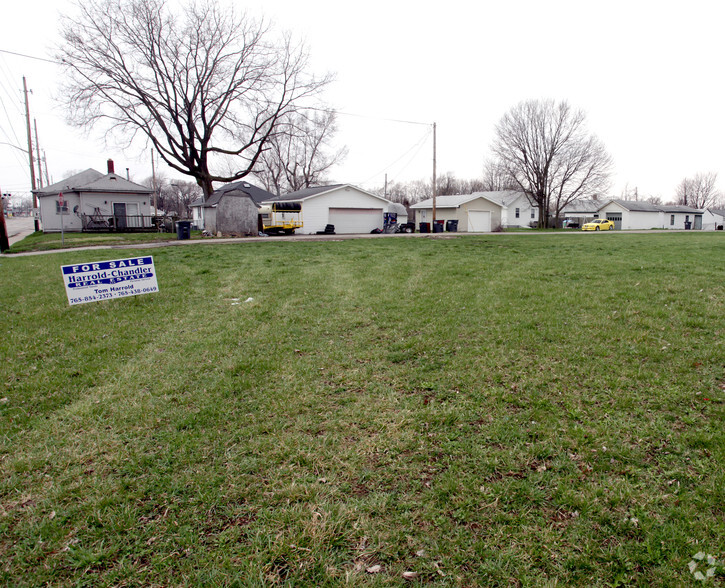 N Davis Rd, Kokomo, IN à vendre - Photo principale - Image 1 de 1