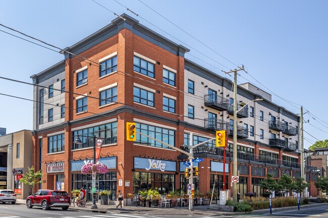 Plus de détails pour 852 Bank St, Ottawa, ON - Commerce de détail à louer