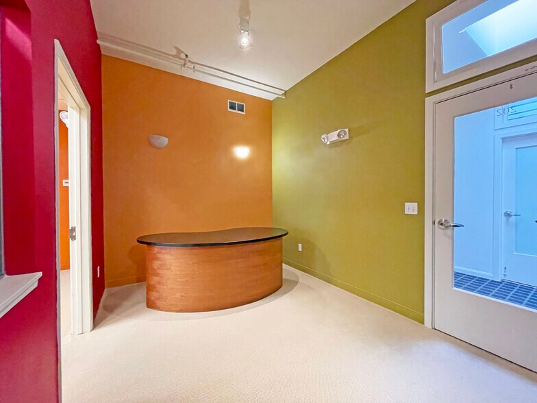 900 Colusa Ave, Berkeley, CA à louer - Photo intérieure - Image 3 de 10