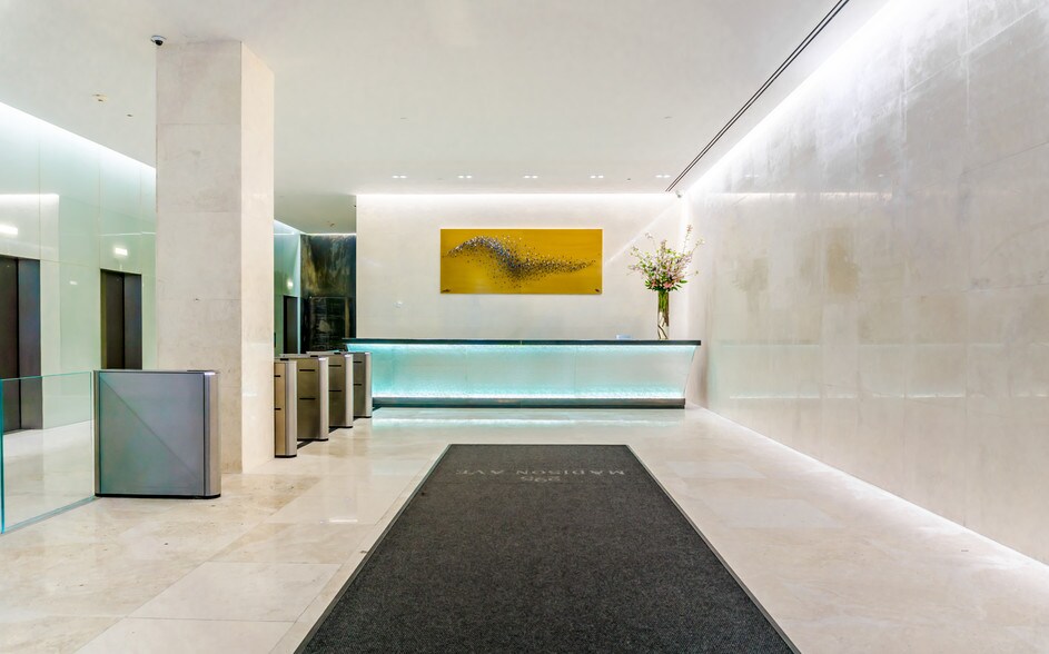 295 Madison Ave, New York, NY à louer - Hall d’entrée - Image 3 de 18