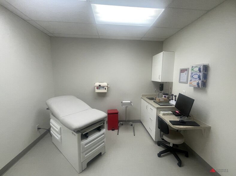 2021 Battlecreek Dr, Fort Collins, CO à vendre - Photo intérieure - Image 2 de 12