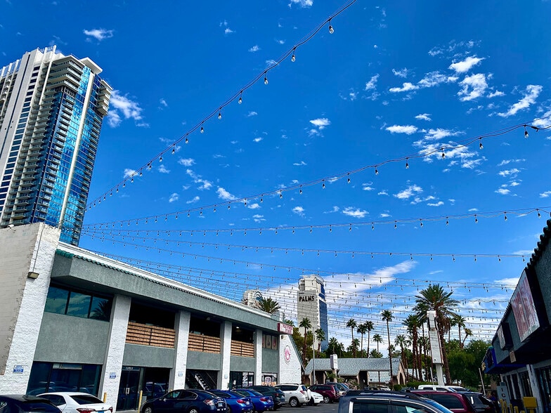 4275 Arville St, Las Vegas, NV for lease - Building Photo - Image 1 of 19