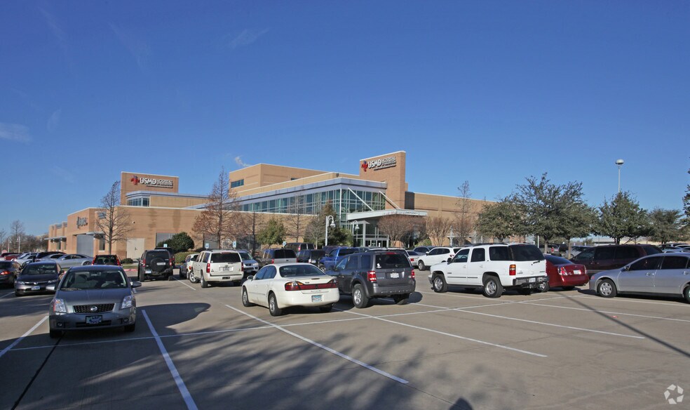 811 W Interstate 20, Arlington, TX à louer - Photo du bâtiment - Image 3 de 7