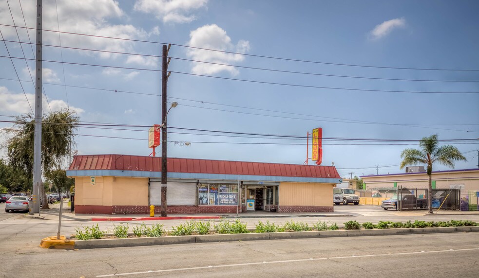 4700 W Imperial Hwy, Inglewood, CA à vendre - Photo du bâtiment - Image 3 de 34