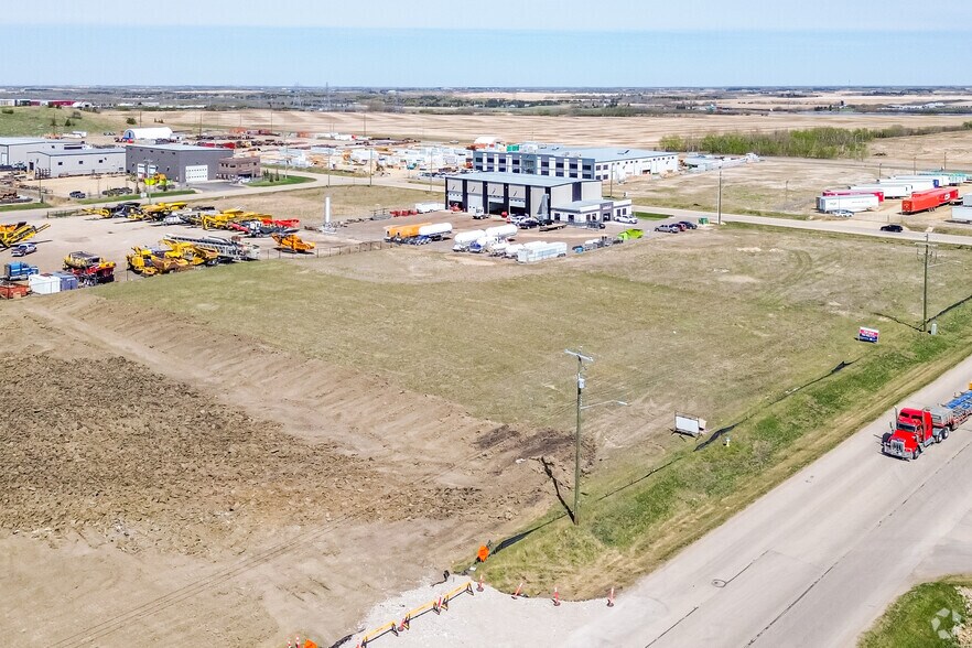 3302 Allard Av, Leduc, AB à vendre - Aérien - Image 1 de 2