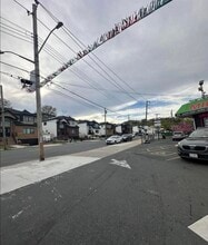 1060 Richmond Rd, Staten Island, NY for lease Building Photo- Image 2 of 10