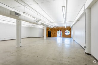 140 NW 4th Ave, Portland, OR à vendre Photo intérieure- Image 2 de 2