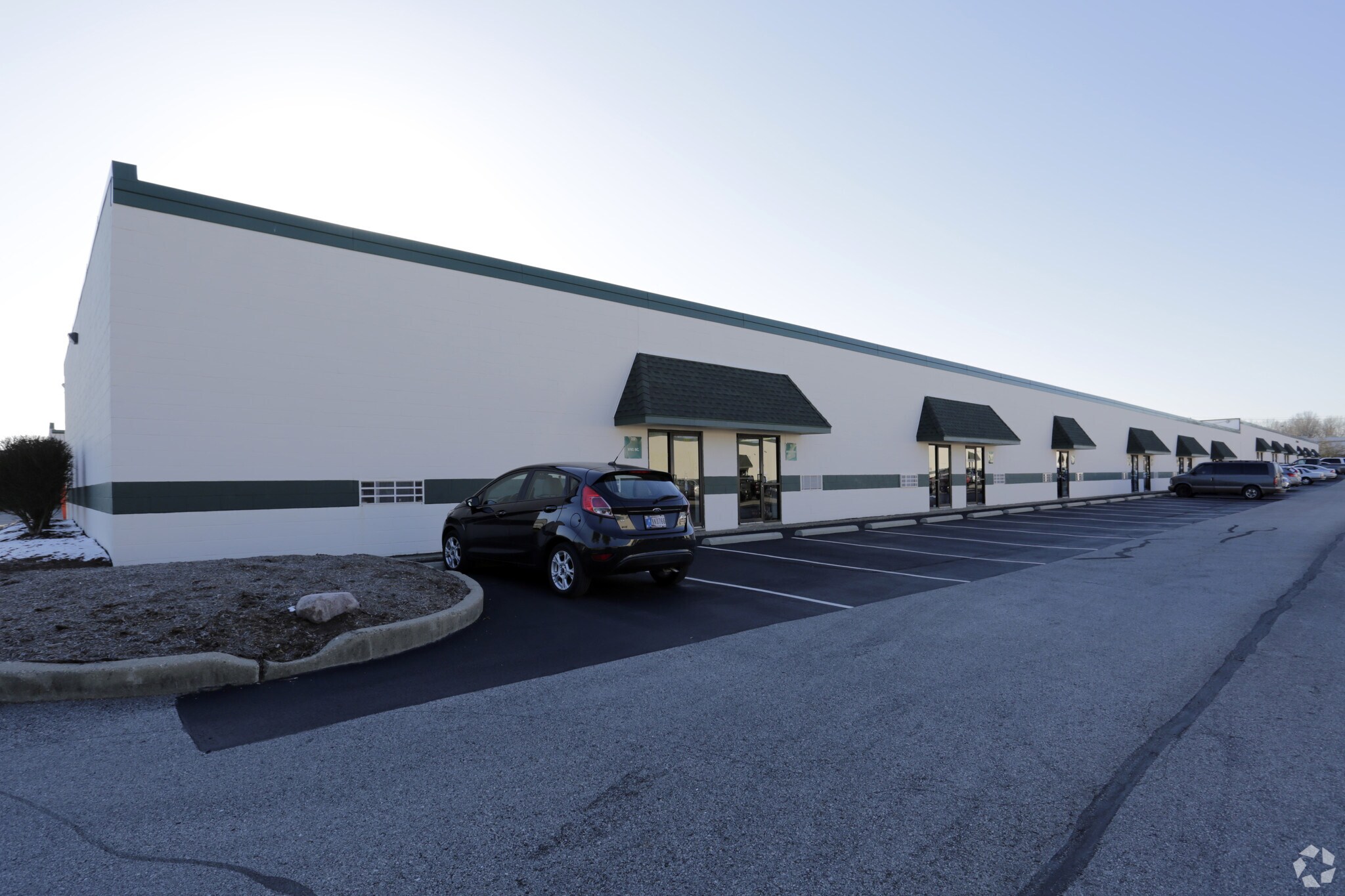 5602 Elmwood Ave, Indianapolis, IN à vendre Photo principale- Image 1 de 1