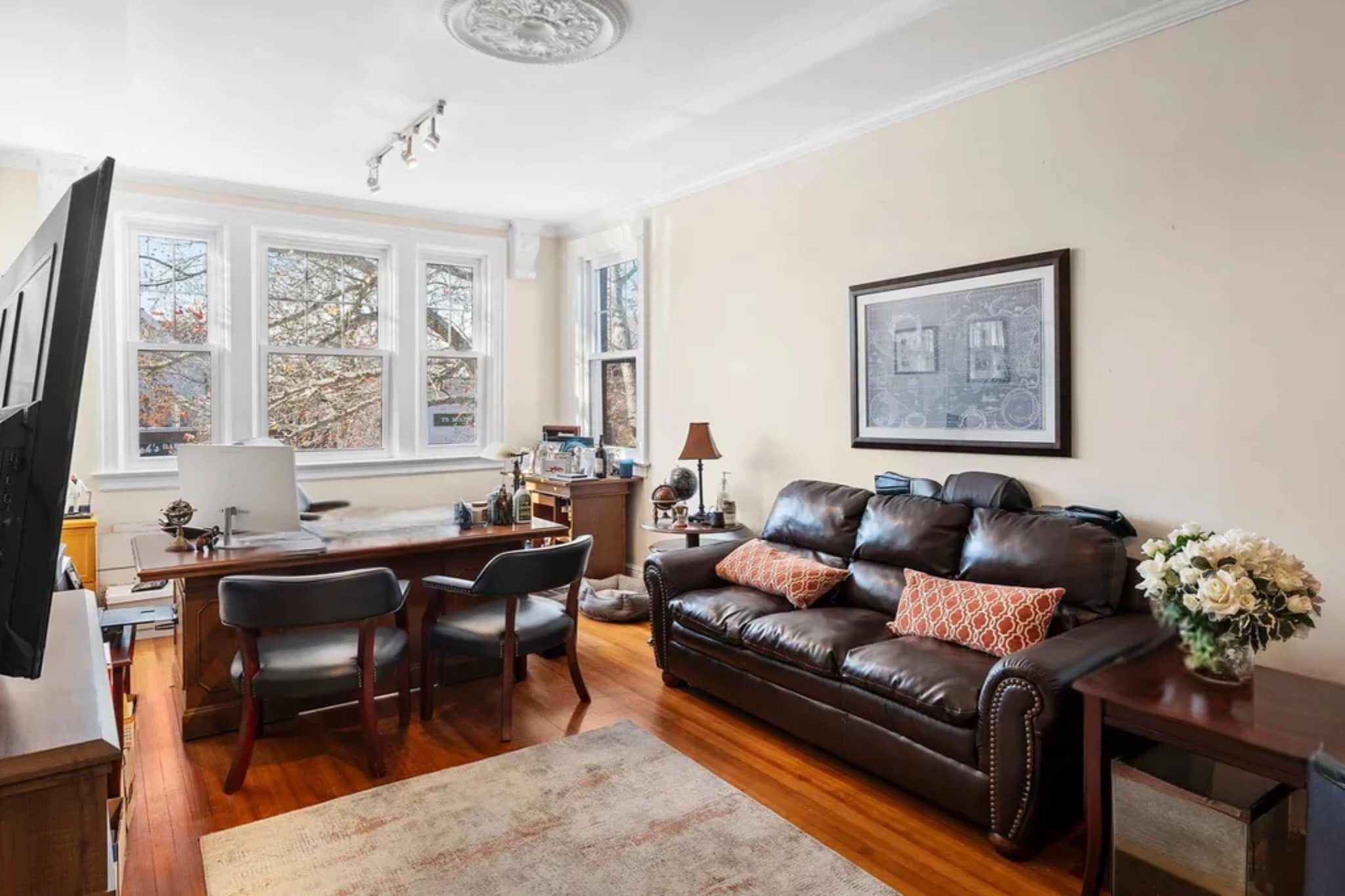 70 Main St, Southampton, NY for lease Interior Photo- Image 1 of 6