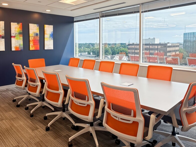 750 E Main St, Stamford, CT for lease - Interior Photo - Image 3 of 18