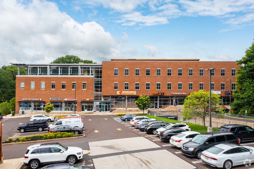 8120 Old York Rd, Elkins Park, PA for lease - Building Photo - Image 3 of 14