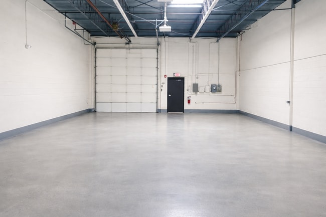 More details for 1941-2019 Johns Dr, Glenview, IL - Office, Industrial for Lease