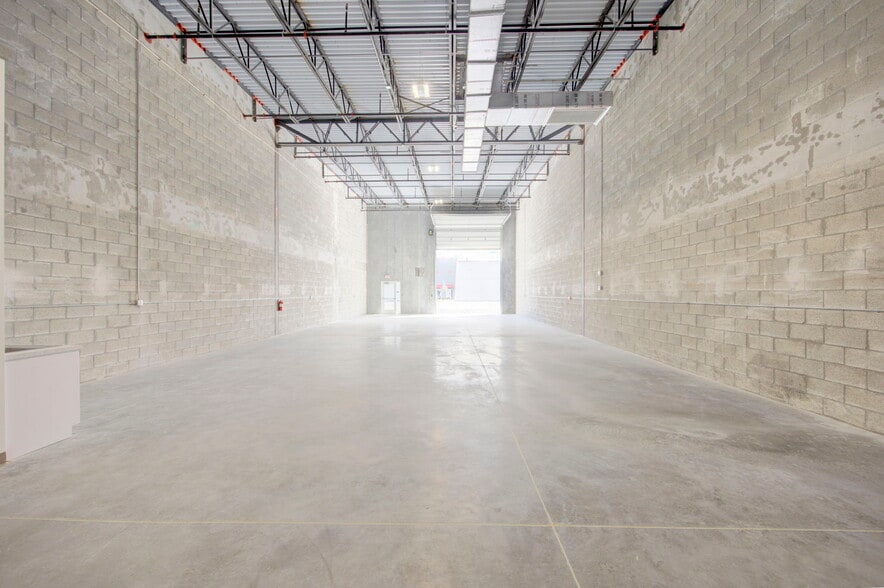 1750 SE 38th Ave, Homestead, FL for sale - Building Photo - Image 2 of 8