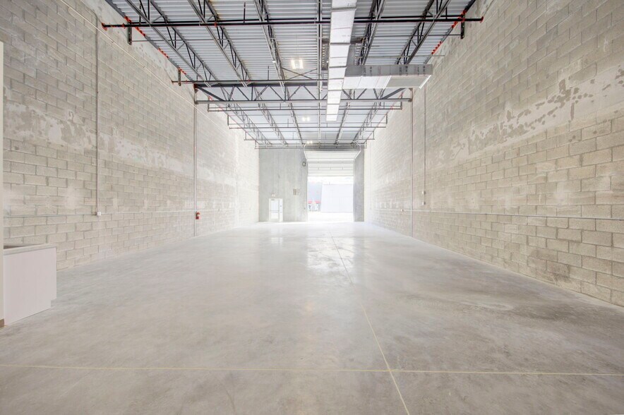 1750 SE 38th Ave, Homestead, FL à vendre - Photo du bâtiment - Image 2 de 8