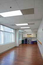 3201 University Dr E, Bryan, TX à louer Photo intérieure- Image 2 de 4