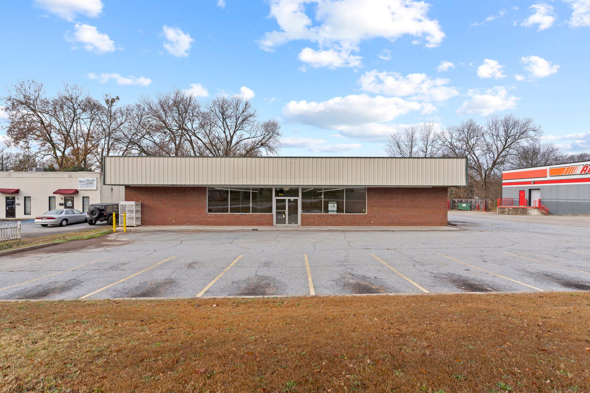 440 Hampton Ave, Pickens, SC for sale Primary Photo- Image 1 of 11