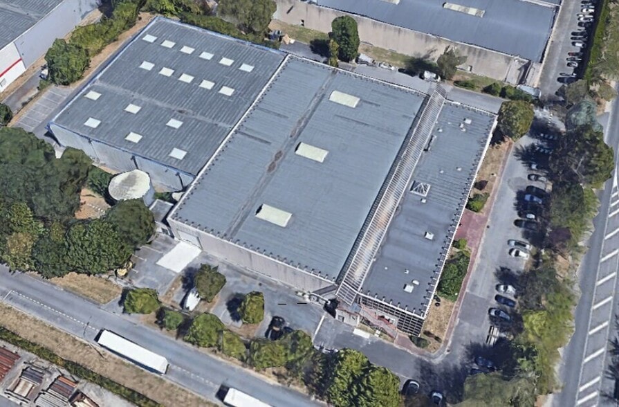 Flex in Maurepas for sale - Aerial - Image 1 of 6