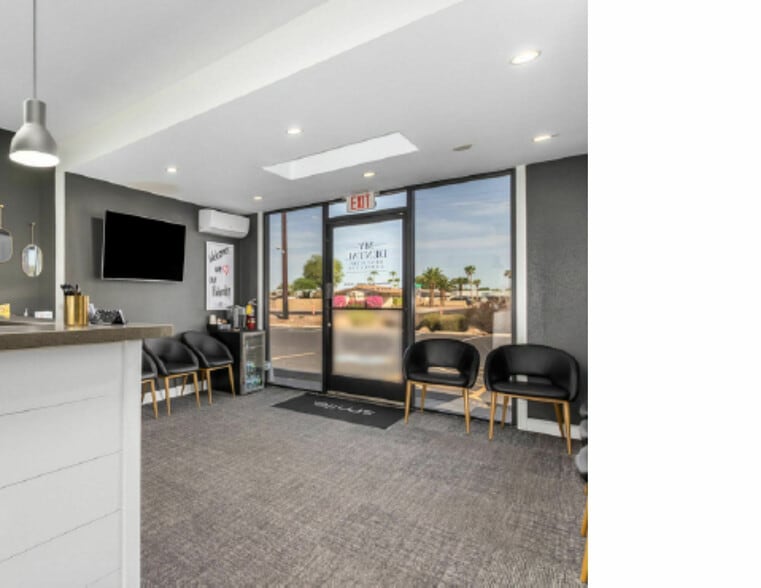 6039-6065 E University Dr, Mesa, AZ for sale - Lobby - Image 2 of 6