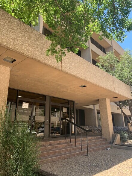 125 W Missouri Ave, Midland, TX à vendre - Photo du bâtiment - Image 2 de 104