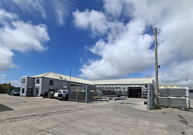 Plus de détails pour Mendip Rd, Axbridge - Industriel à louer