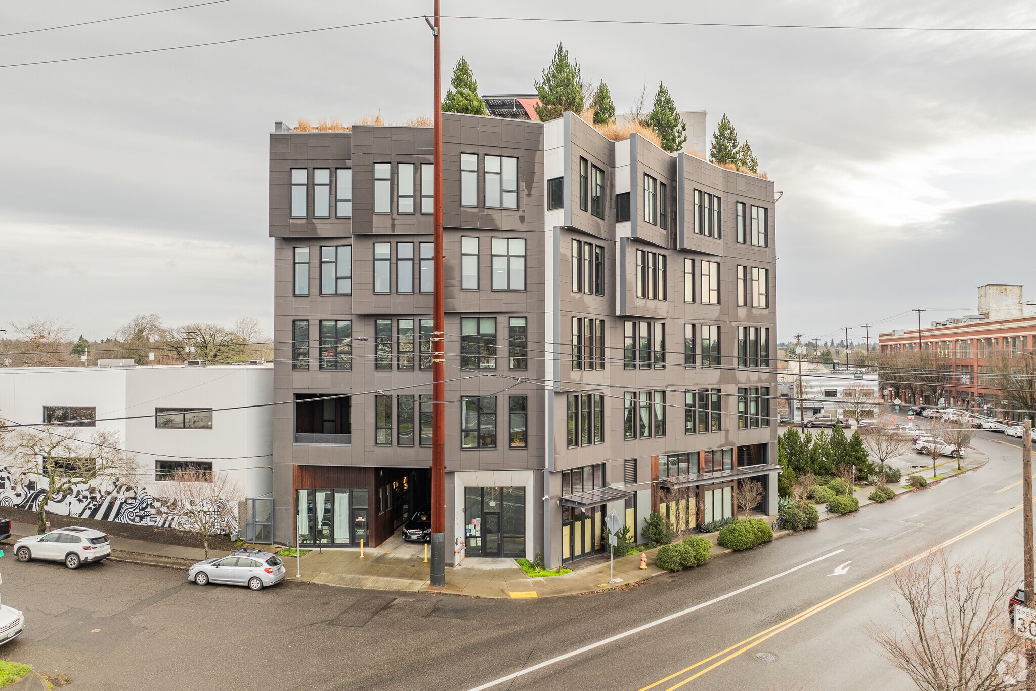 959 SE Division St, Portland, OR for lease Primary Photo- Image 1 of 5